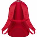 Backpack view 32