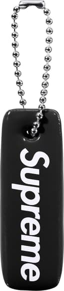 Floating Keychain view 10